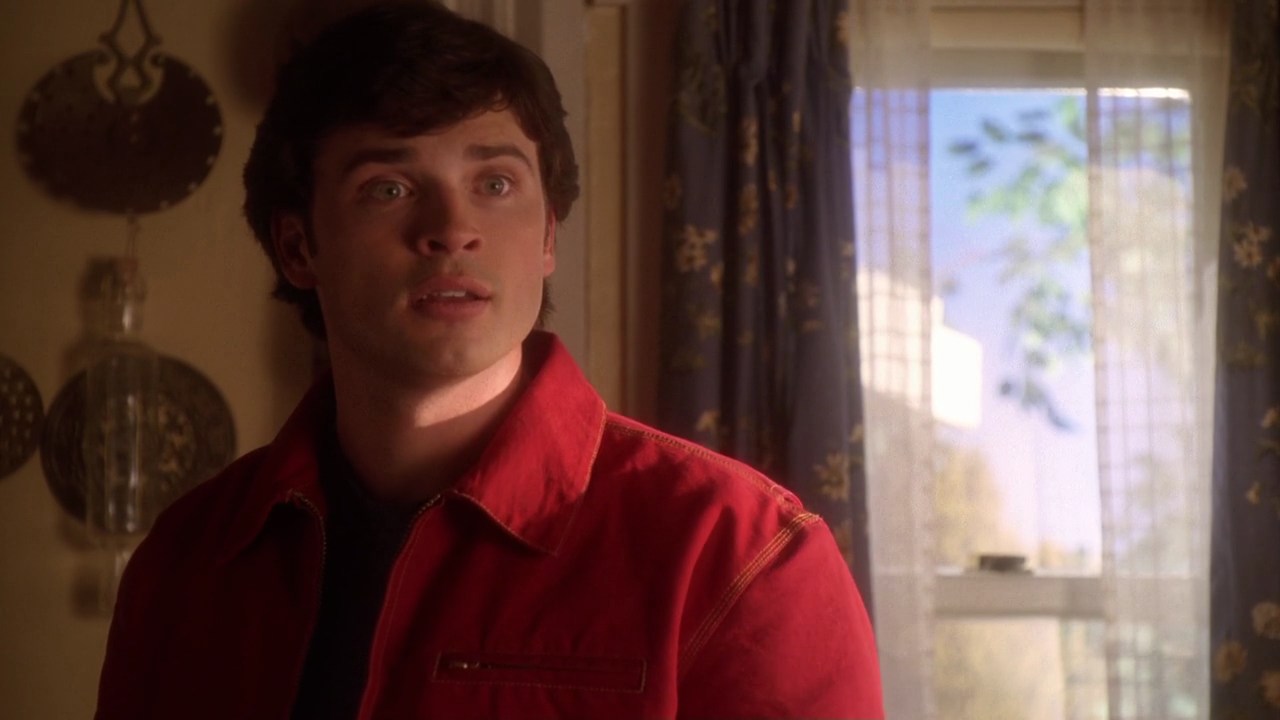 718Smallville0114.jpg