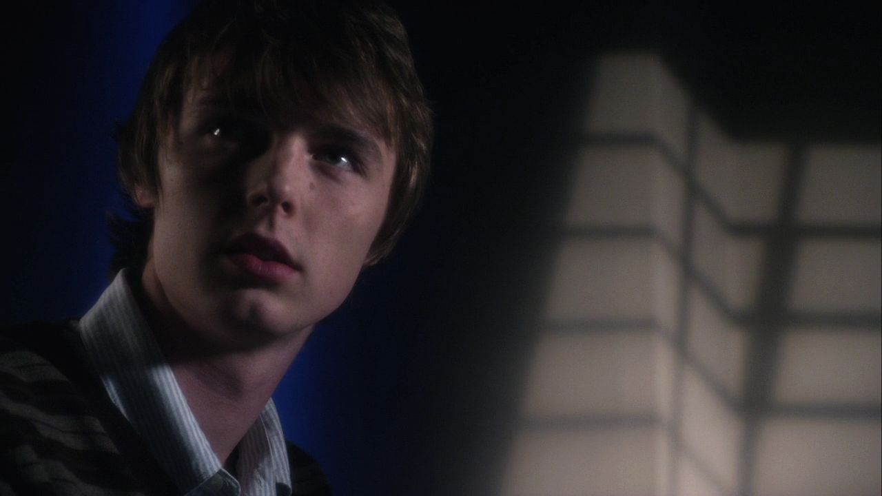 8.06 Prey - 806Smallville1212 - Smallville Screencaps