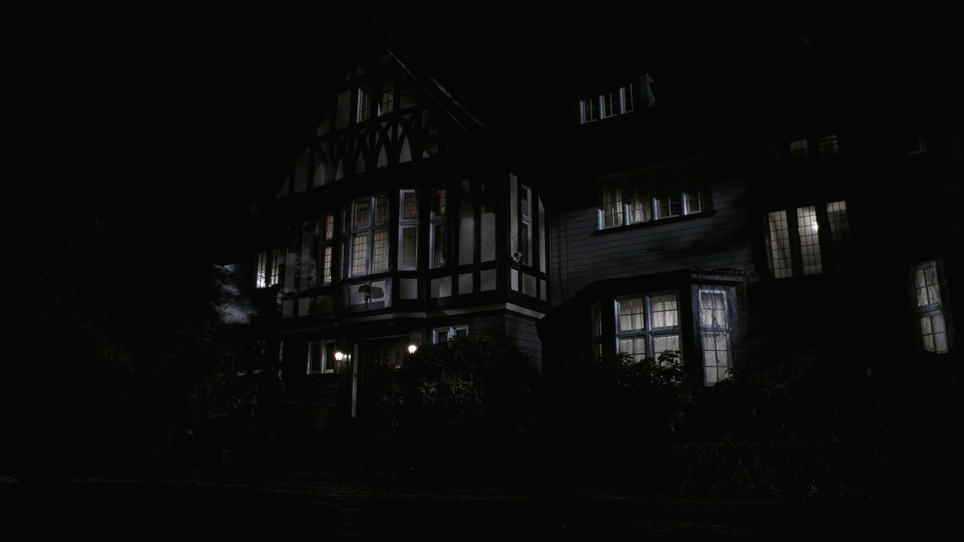 211Supernatural0003.jpg