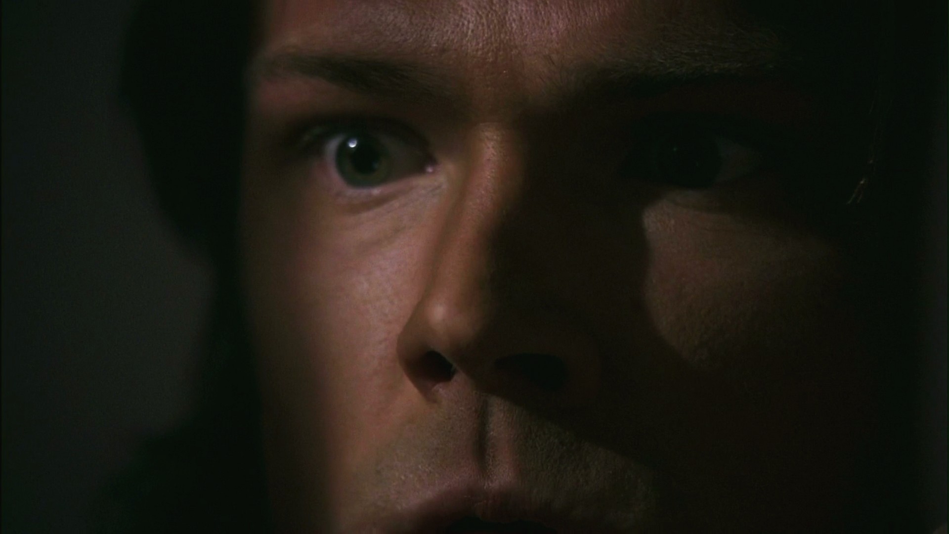 3x16_0889.jpg