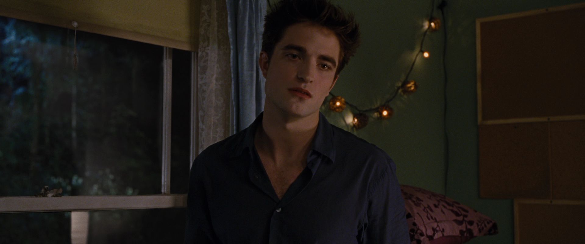 BreakingDawnPt1-0164.jpg