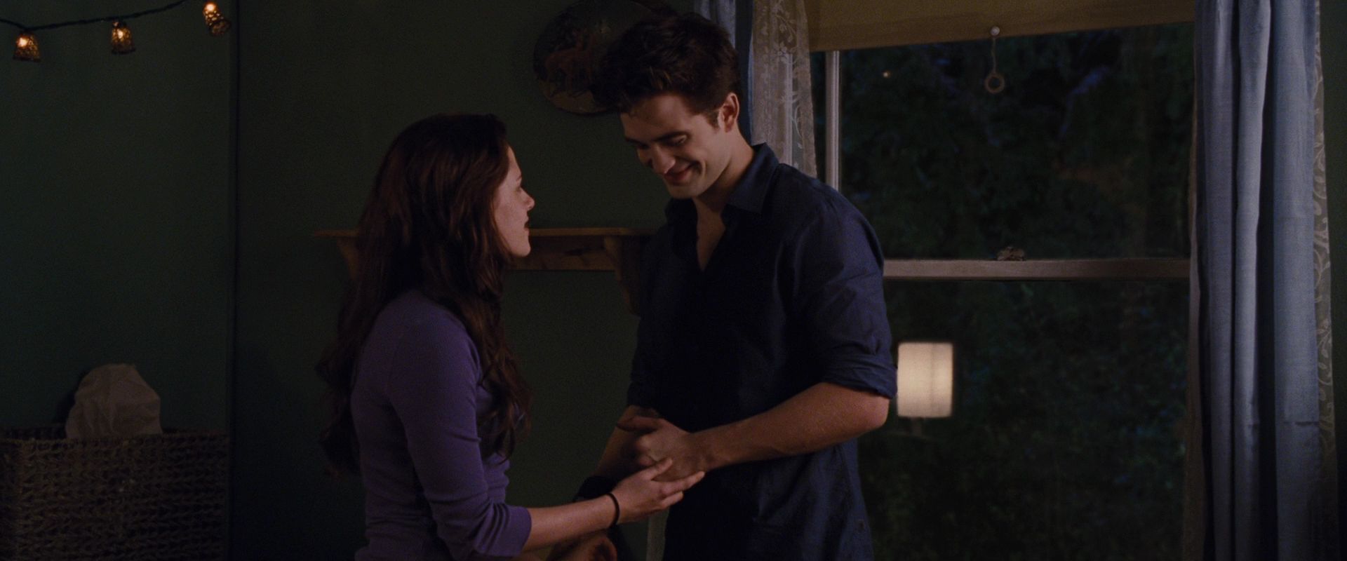 BreakingDawnPt1-0258.jpg