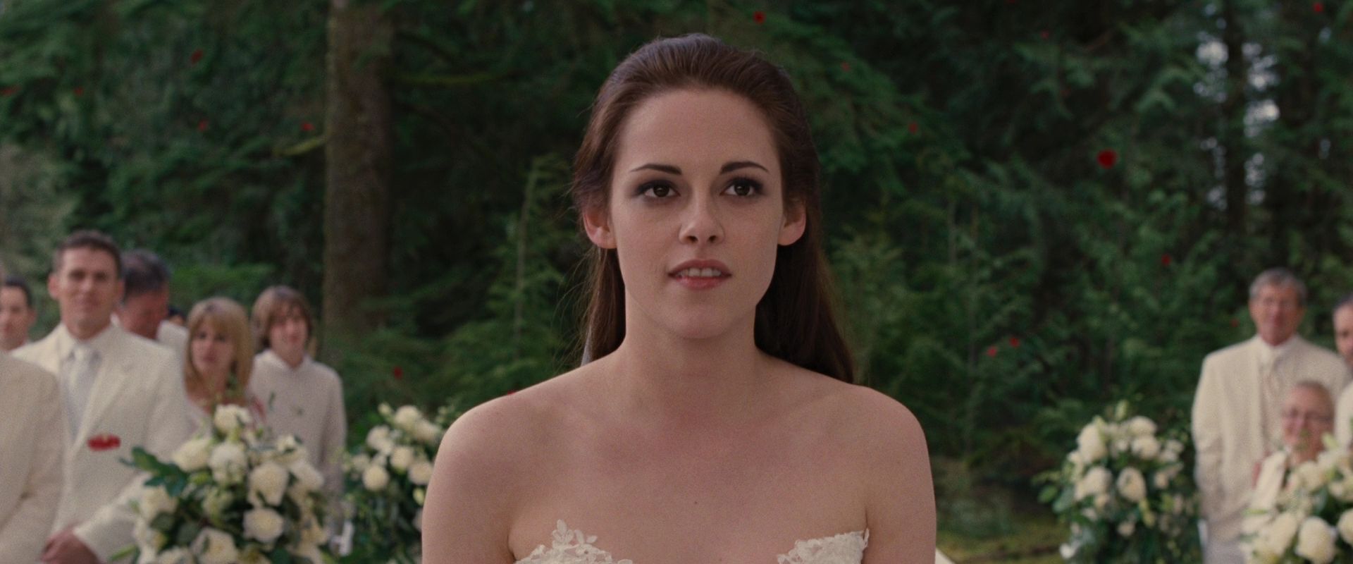 BreakingDawnPt1-0328.jpg