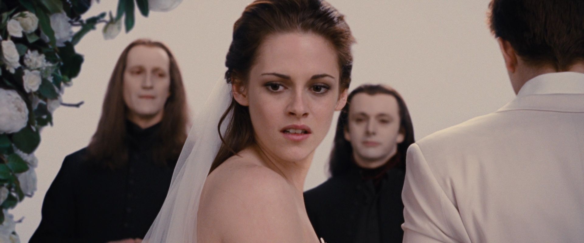 BreakingDawnPt1-0343.jpg