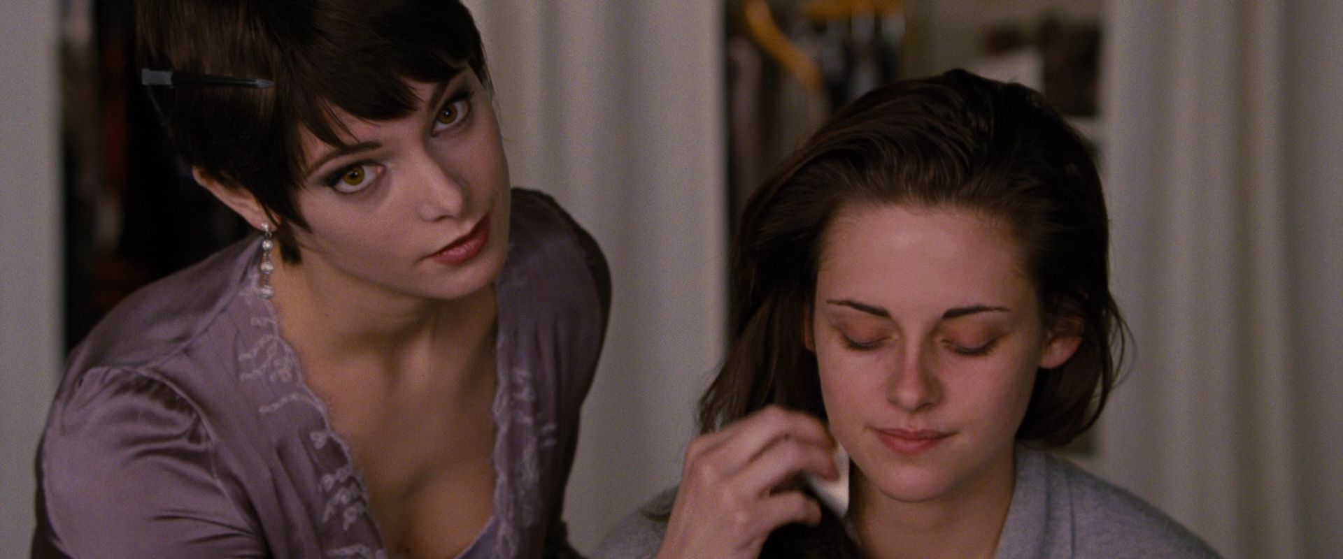 BreakingDawnPt1-0368.jpg
