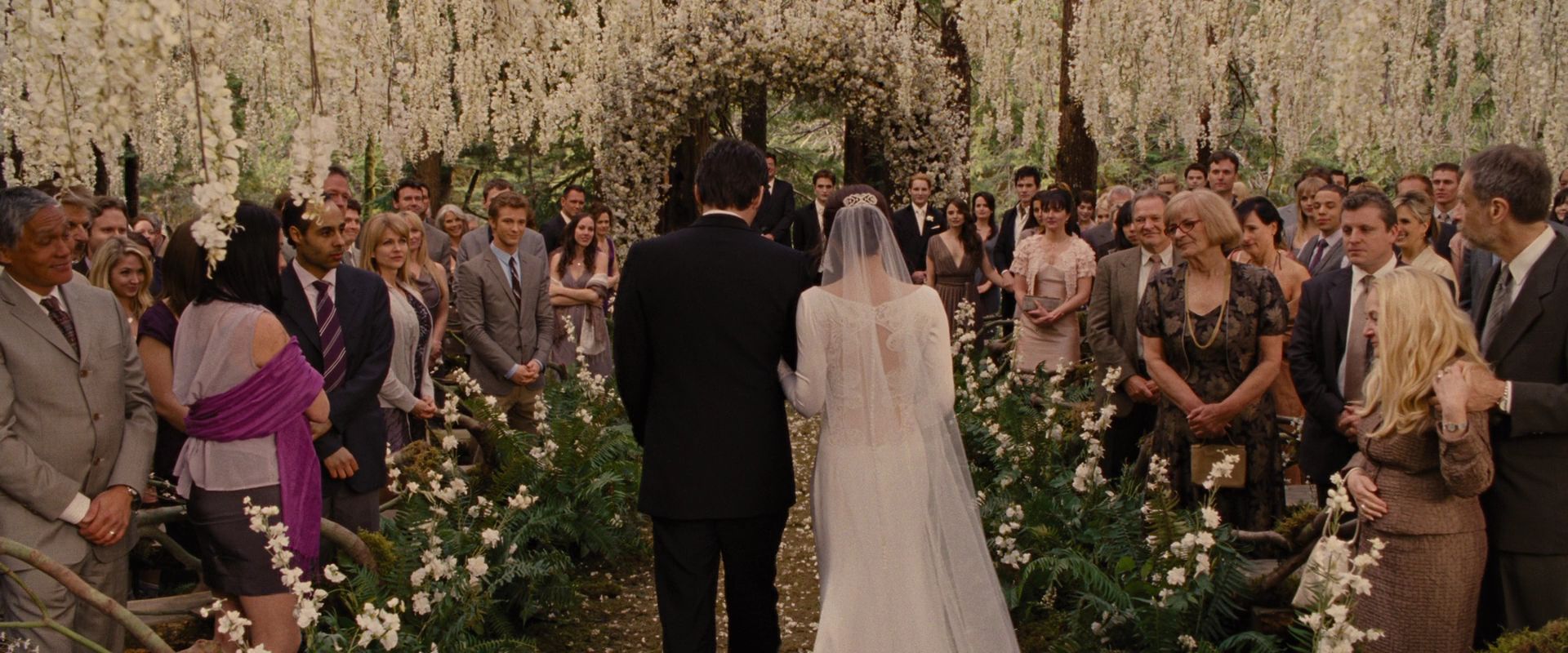 BreakingDawnPt1-0554.jpg