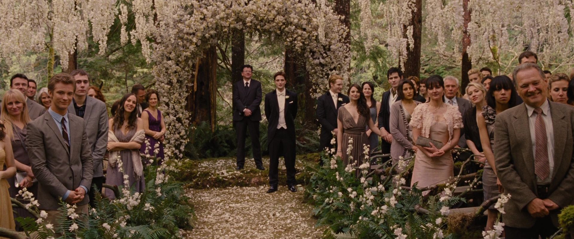 BreakingDawnPt1-0559.jpg