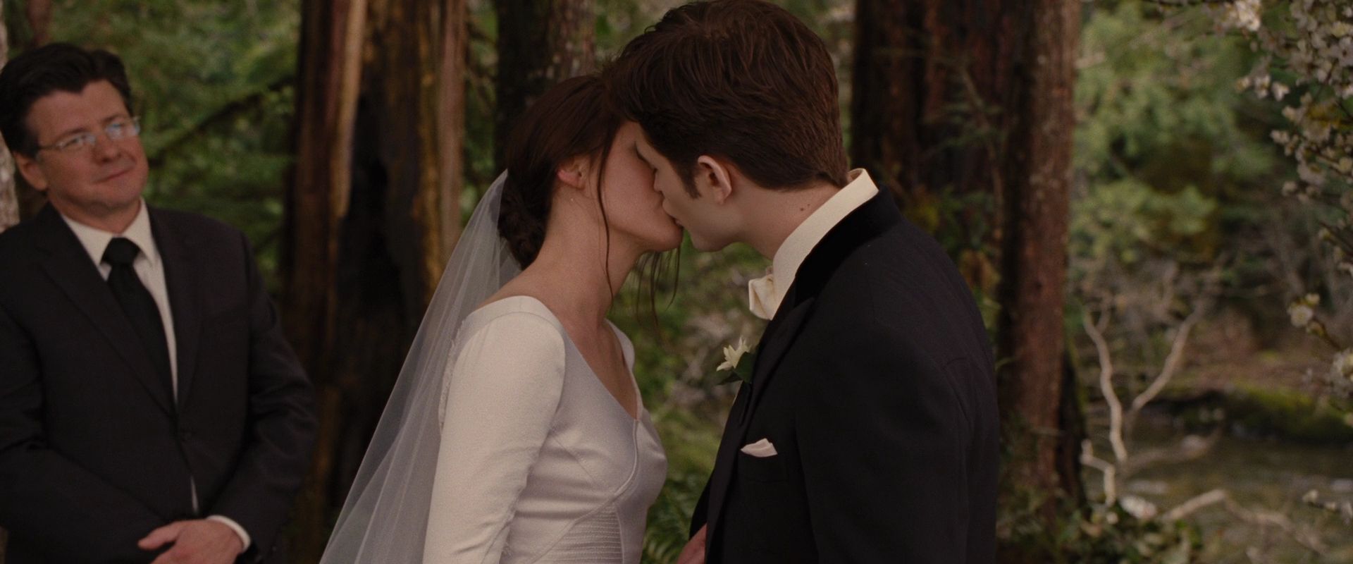 BreakingDawnPt1-0676.jpg