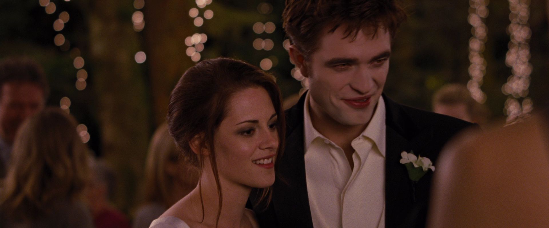 BreakingDawnPt1-0706.jpg