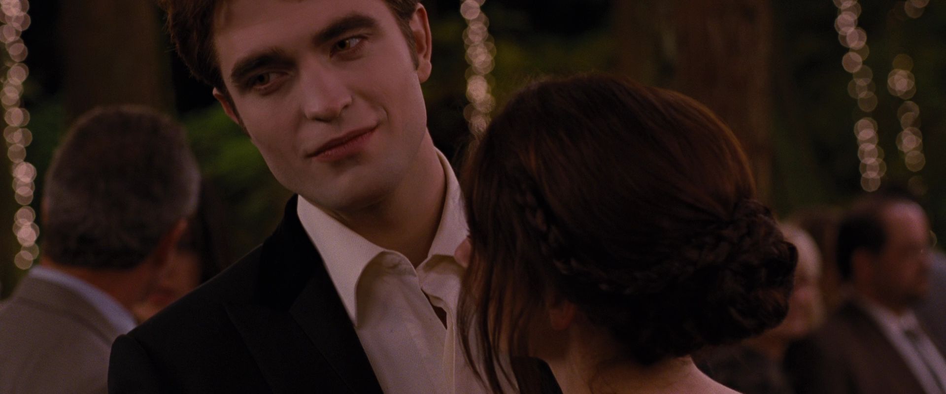 BreakingDawnPt1-0898.jpg