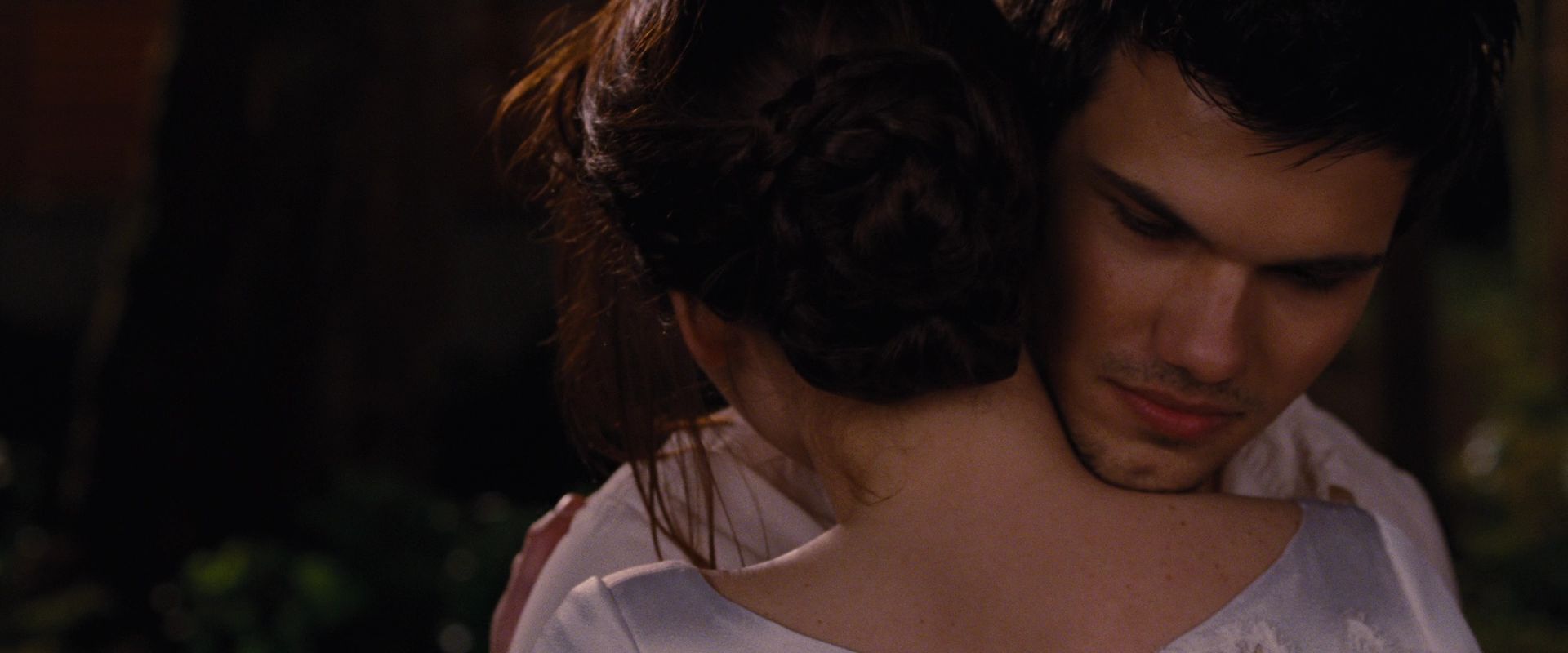 BreakingDawnPt1-0954.jpg