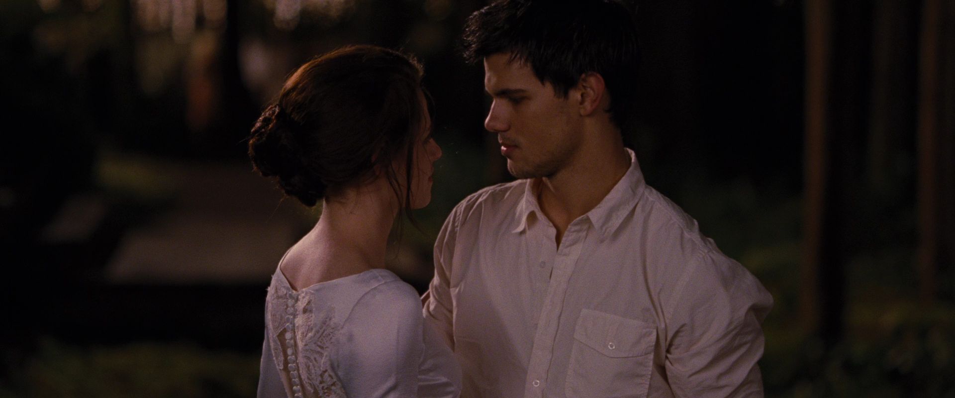 BreakingDawnPt1-0988.jpg