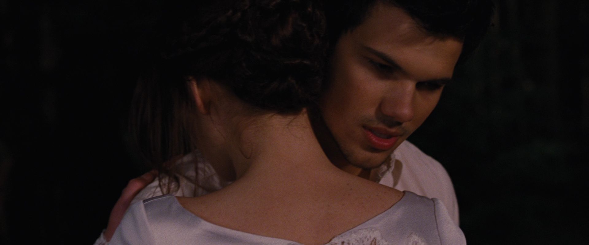 BreakingDawnPt1-0998.jpg