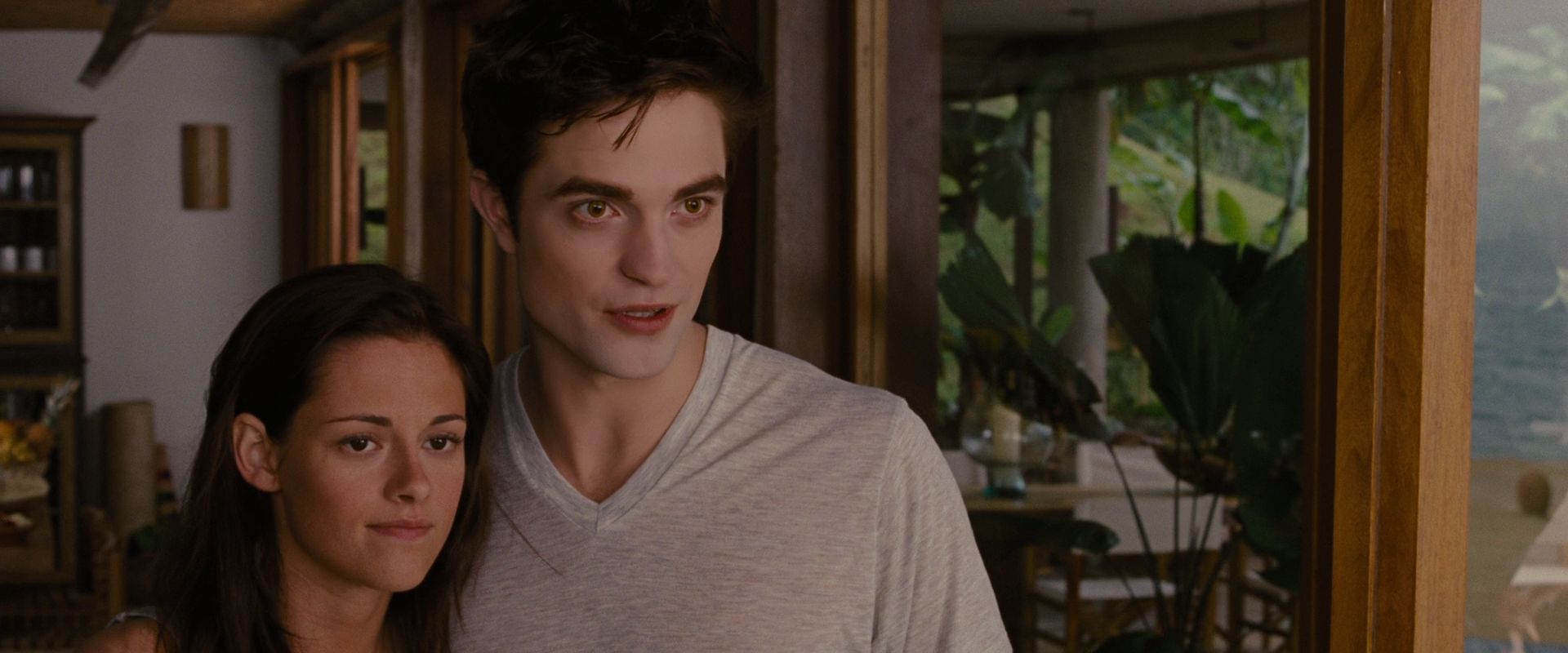 BreakingDawnPt1-1988.jpg