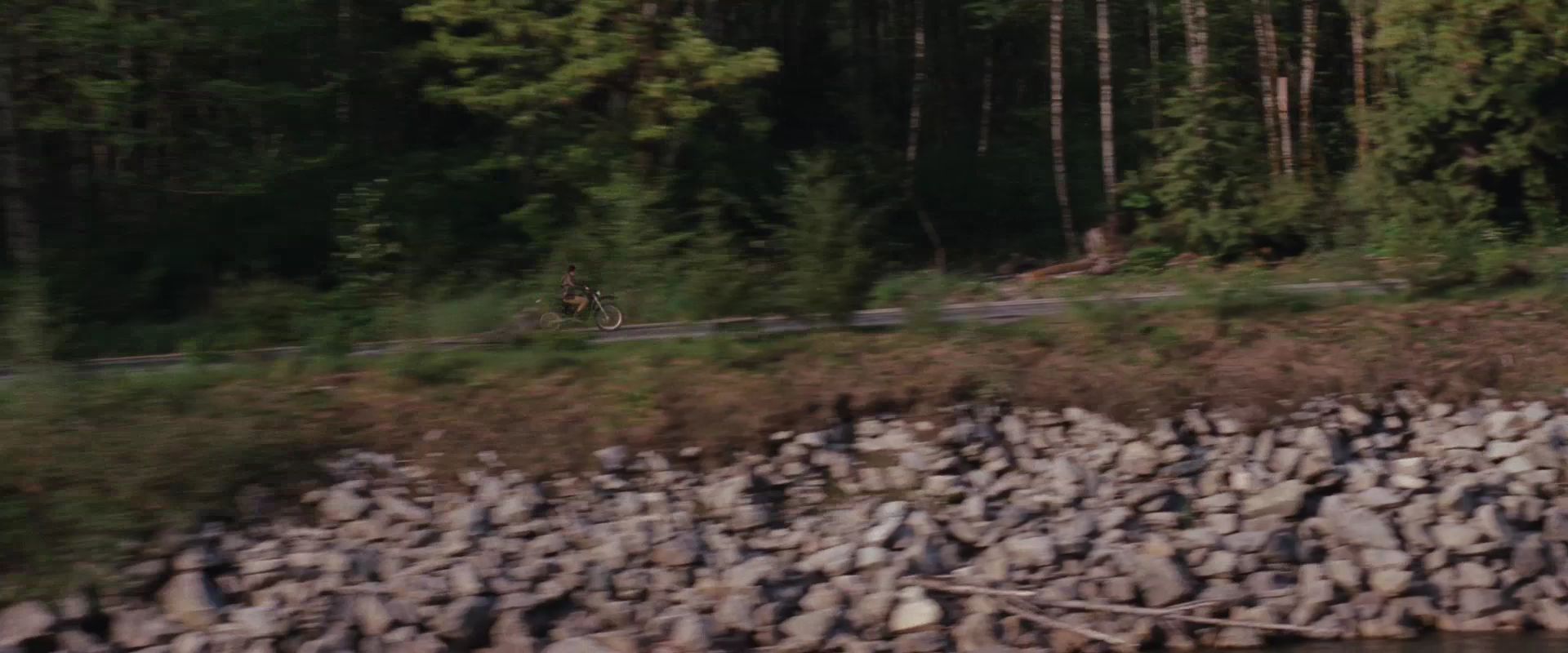 BDPart1Trailer0100.jpg