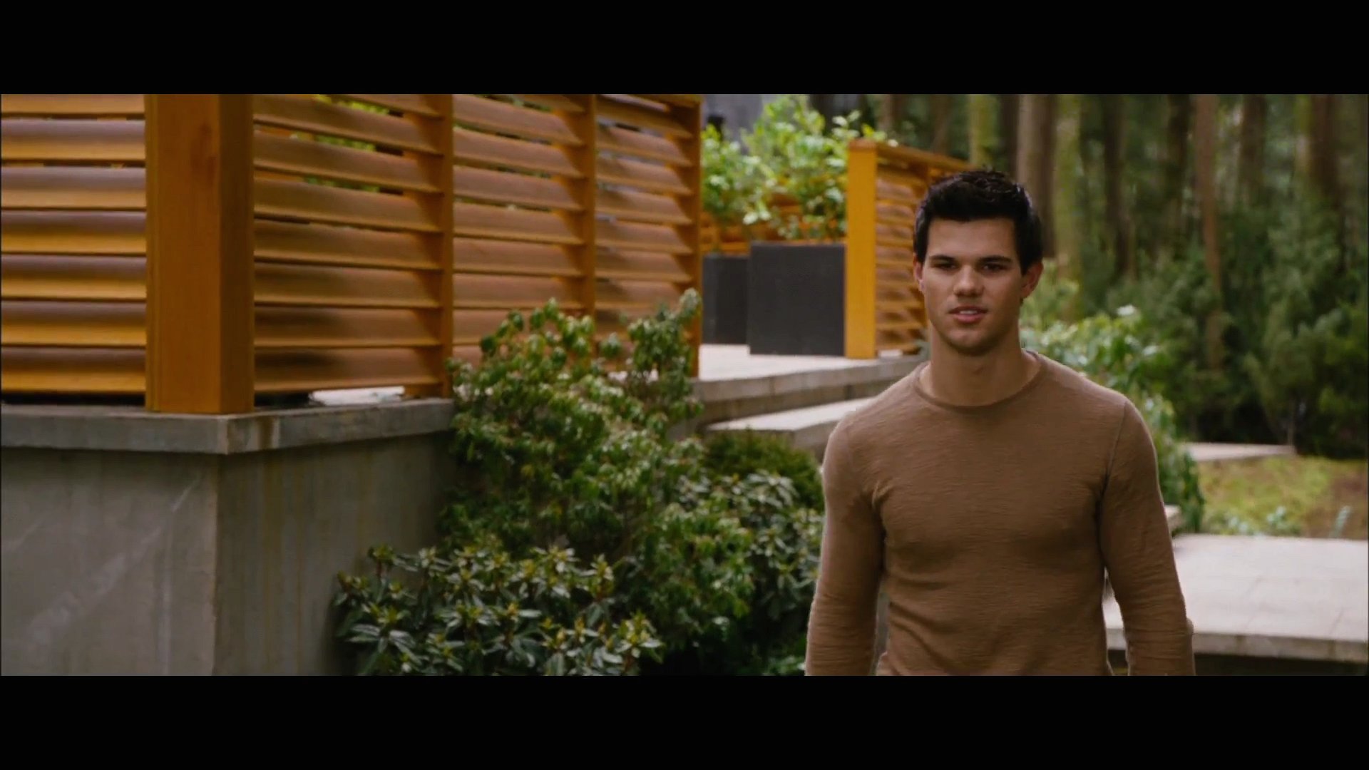 BDPt2Trailer0022.jpg