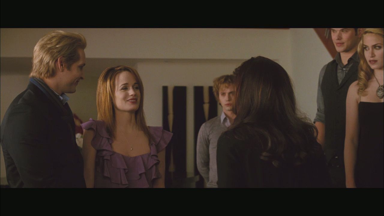 NewMoonMTVClip0049.jpg