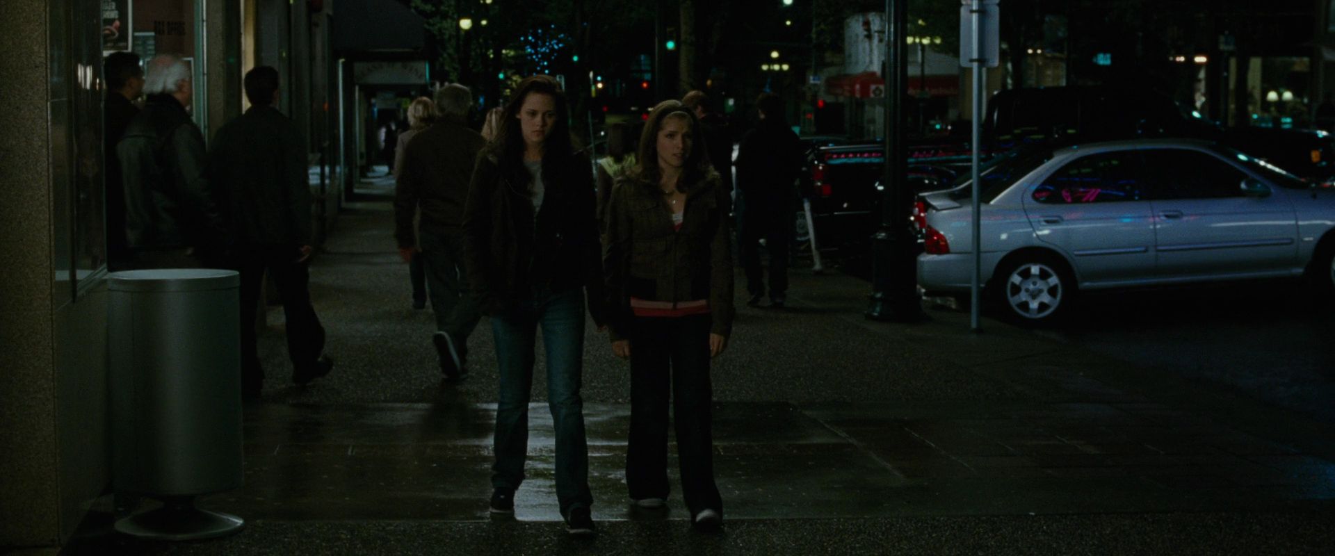 NewMoon1045.jpg