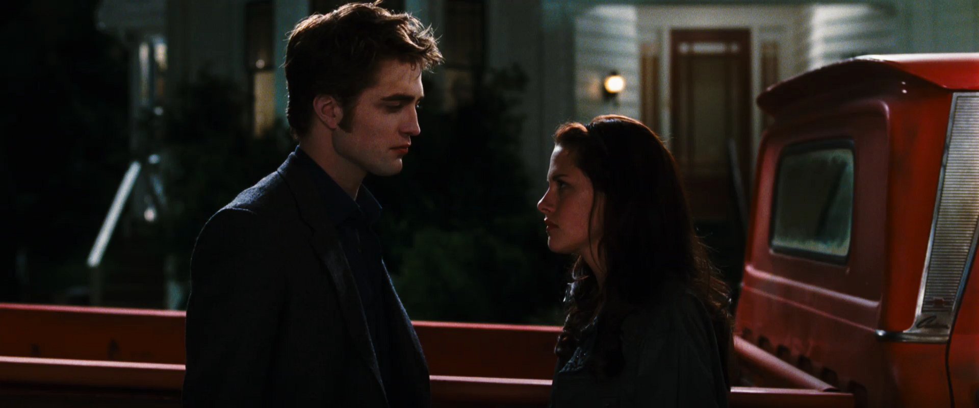 NewMoon_Teaser0004.jpg