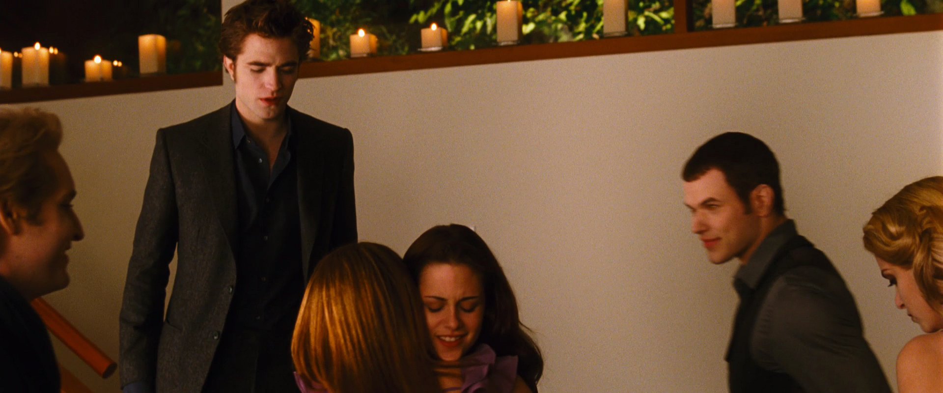 NewMoon_Teaser0026.jpg