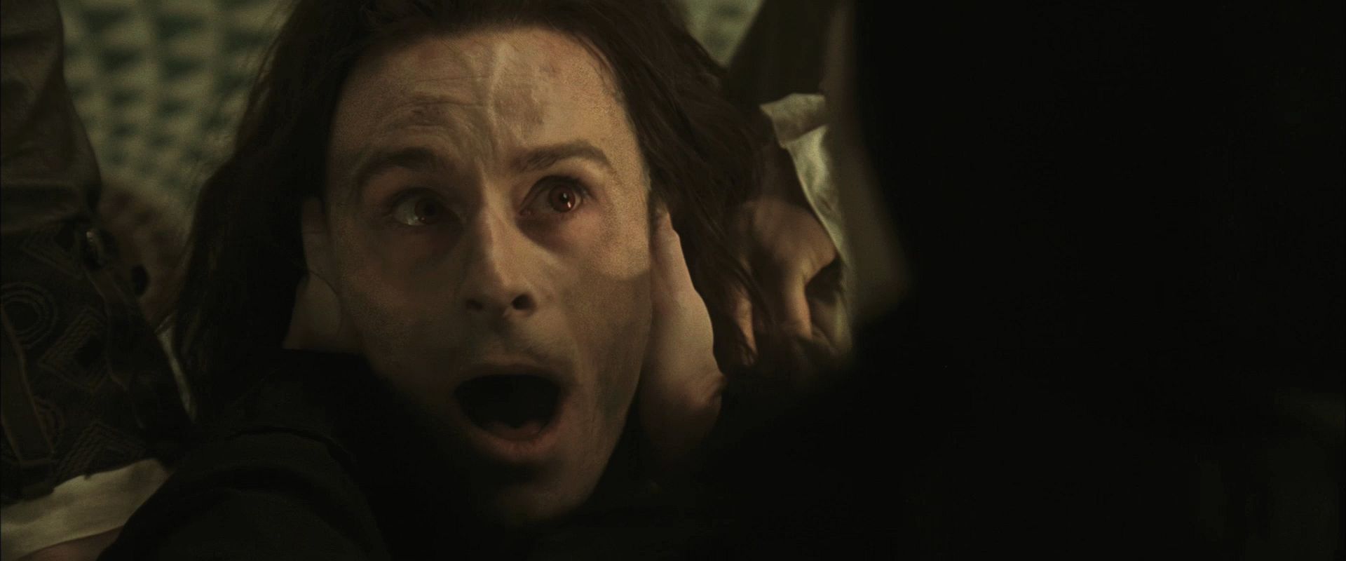 NewMoonTrailer0014.jpg