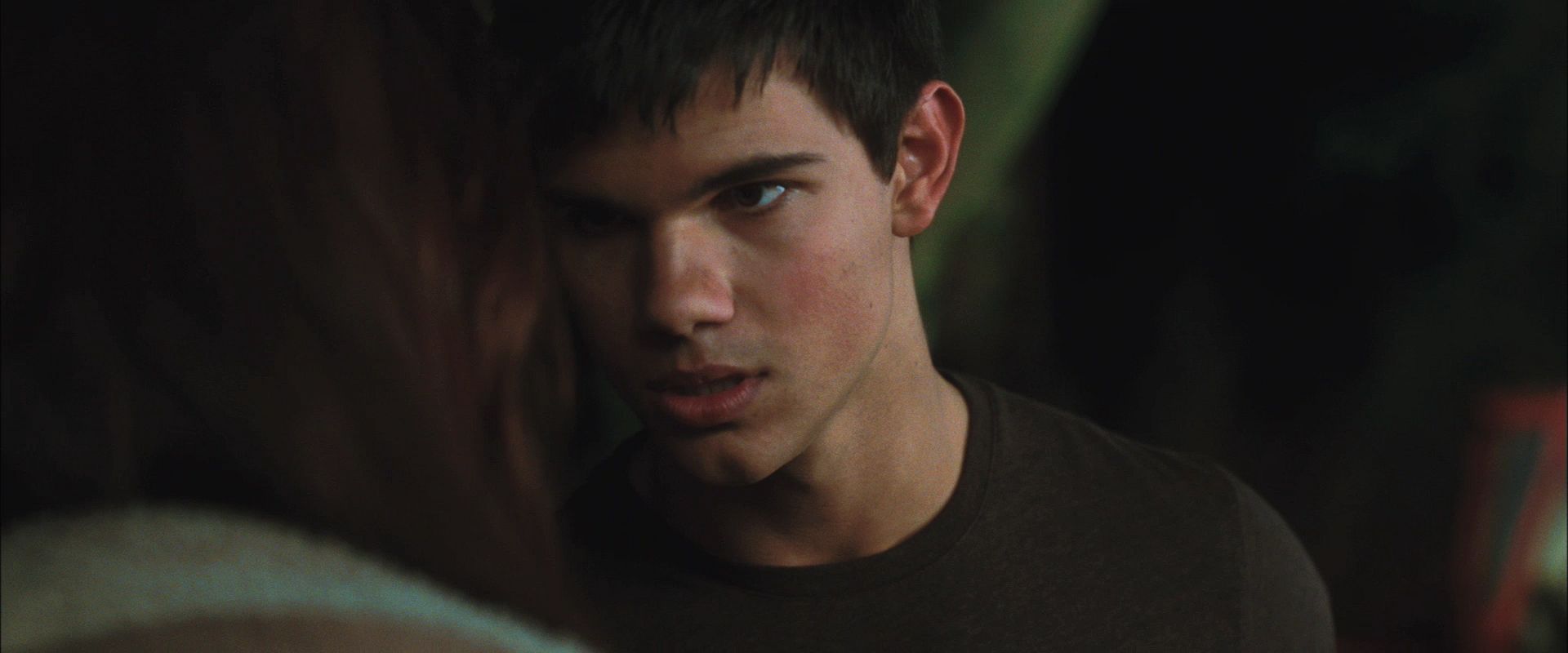 NewMoonTrailer0113.jpg