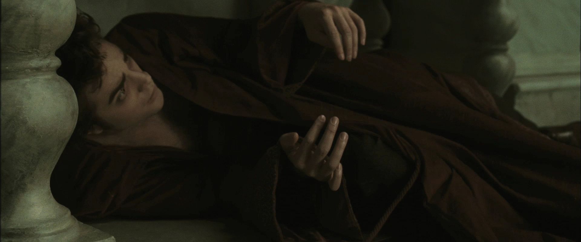 NewMoonTrailer0170.jpg