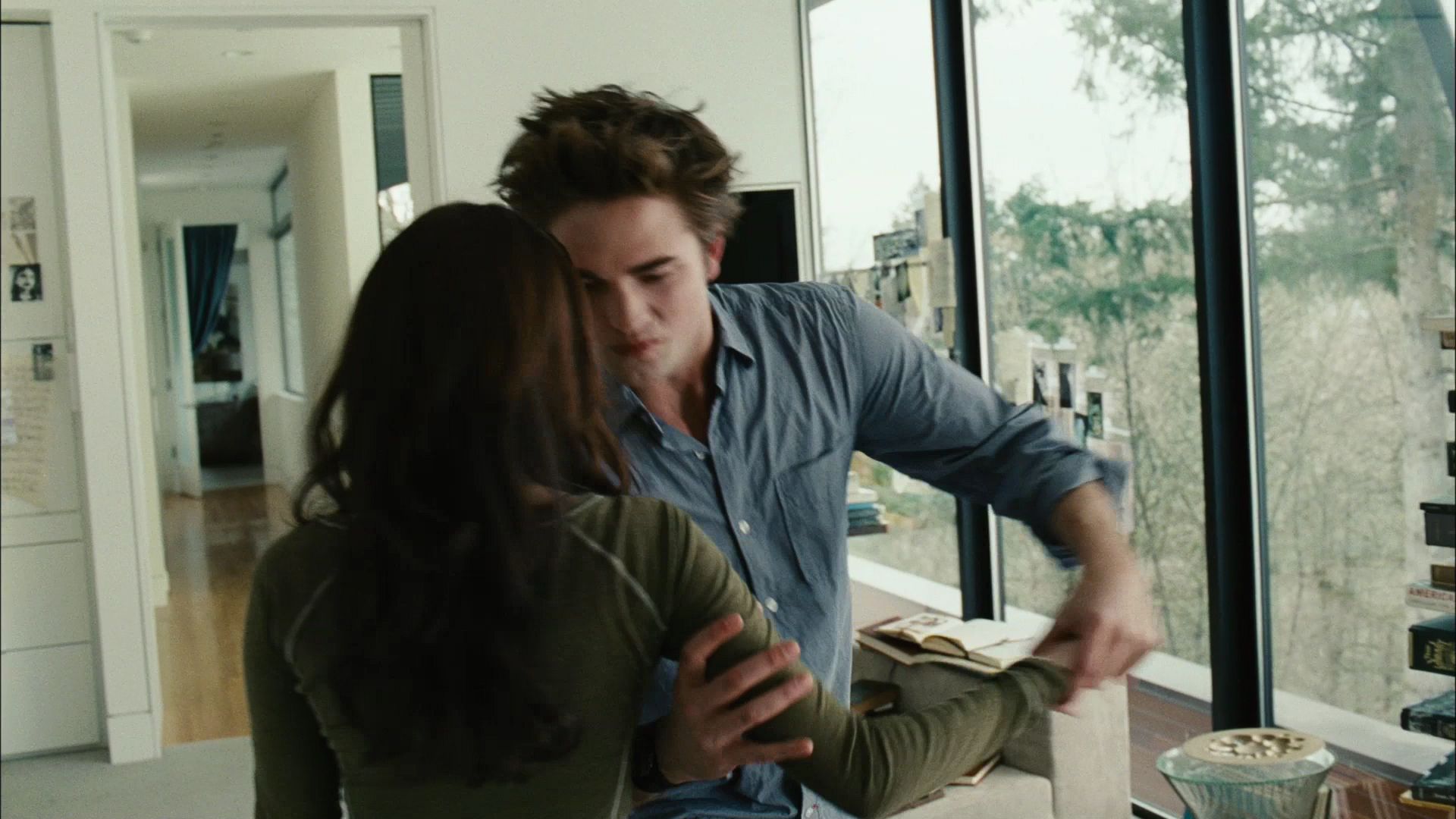 TwilightTeaser1_0050.jpg