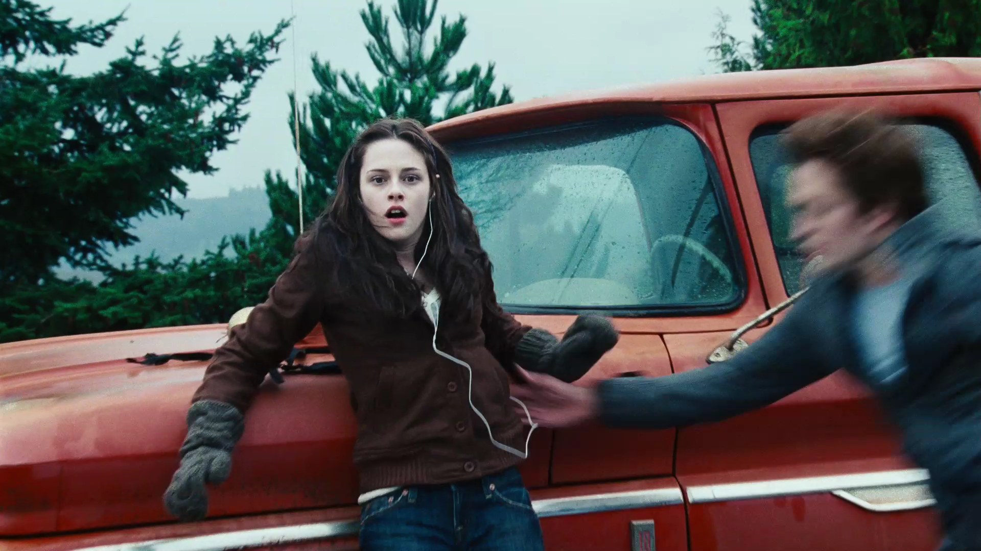 TwilightTrailer0021.jpg