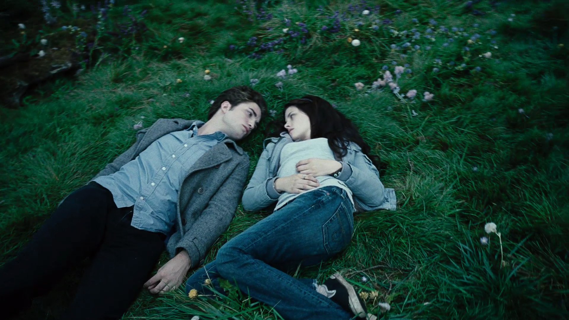 TwilightTrailer0065.jpg