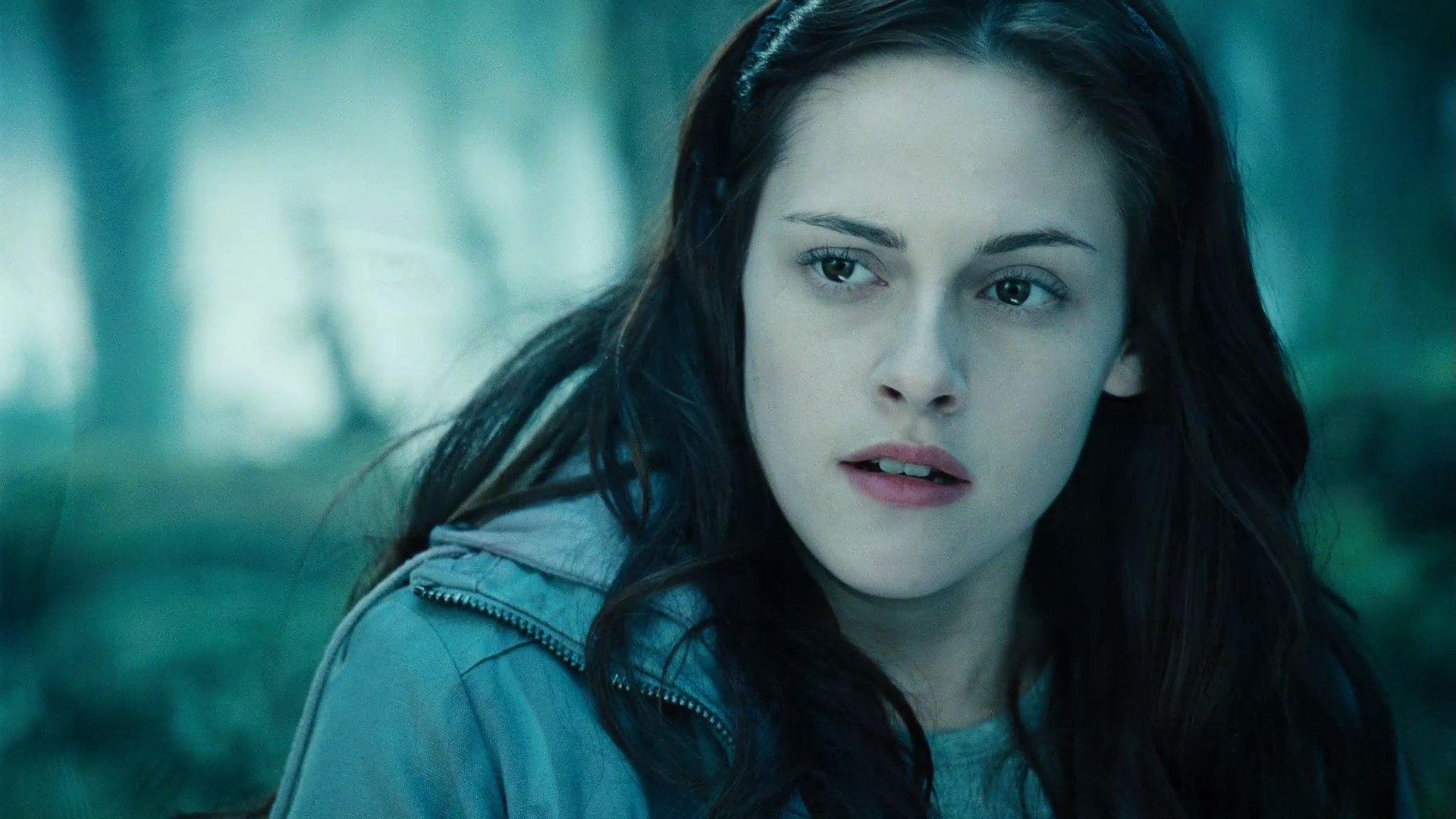 TwilightTrailer0081.jpg