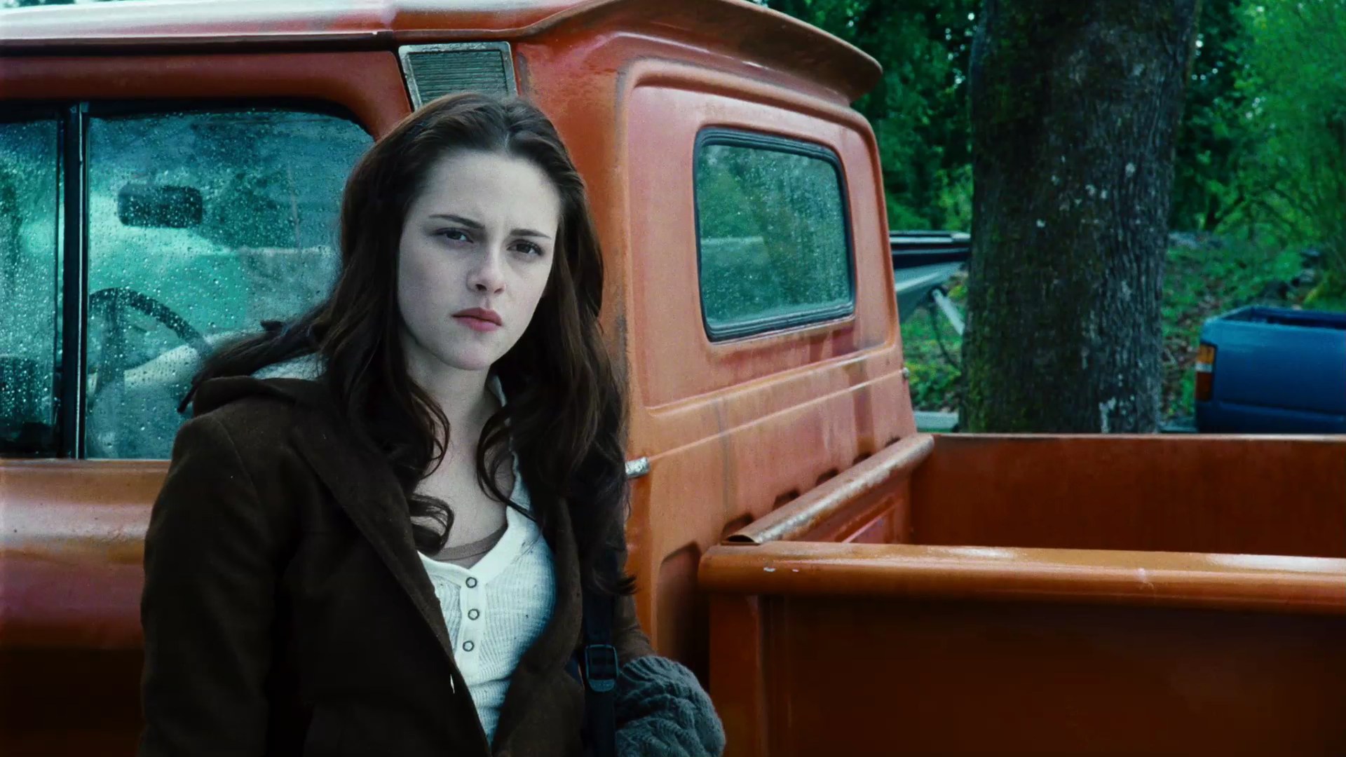 TwilightTrailer0109.jpg