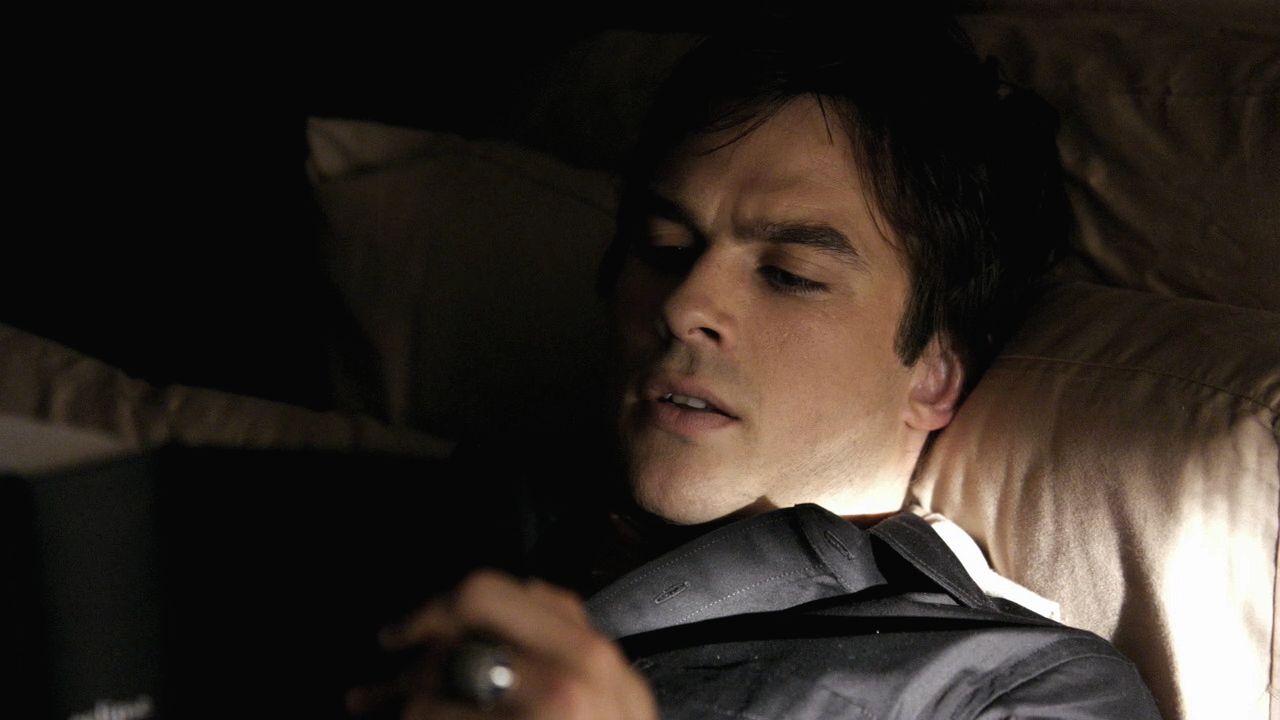 104VampireDiaries0218.jpg