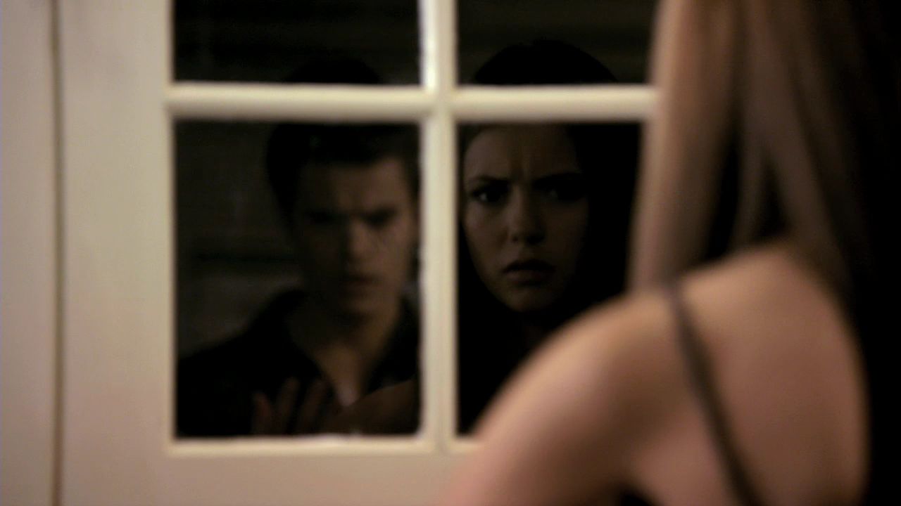 106VampireDiaries0011.jpg