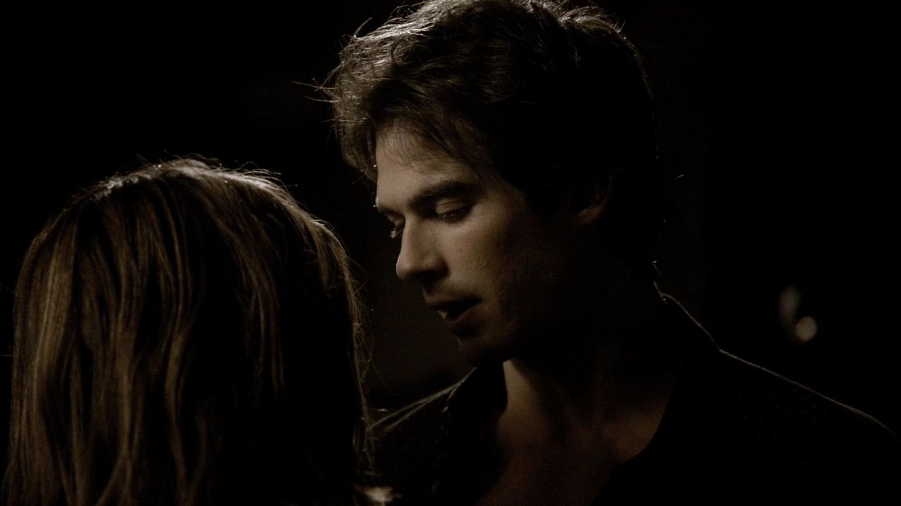 106VampireDiaries0815.jpg