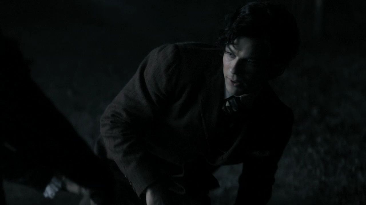 113VampireDiaries0026.jpg