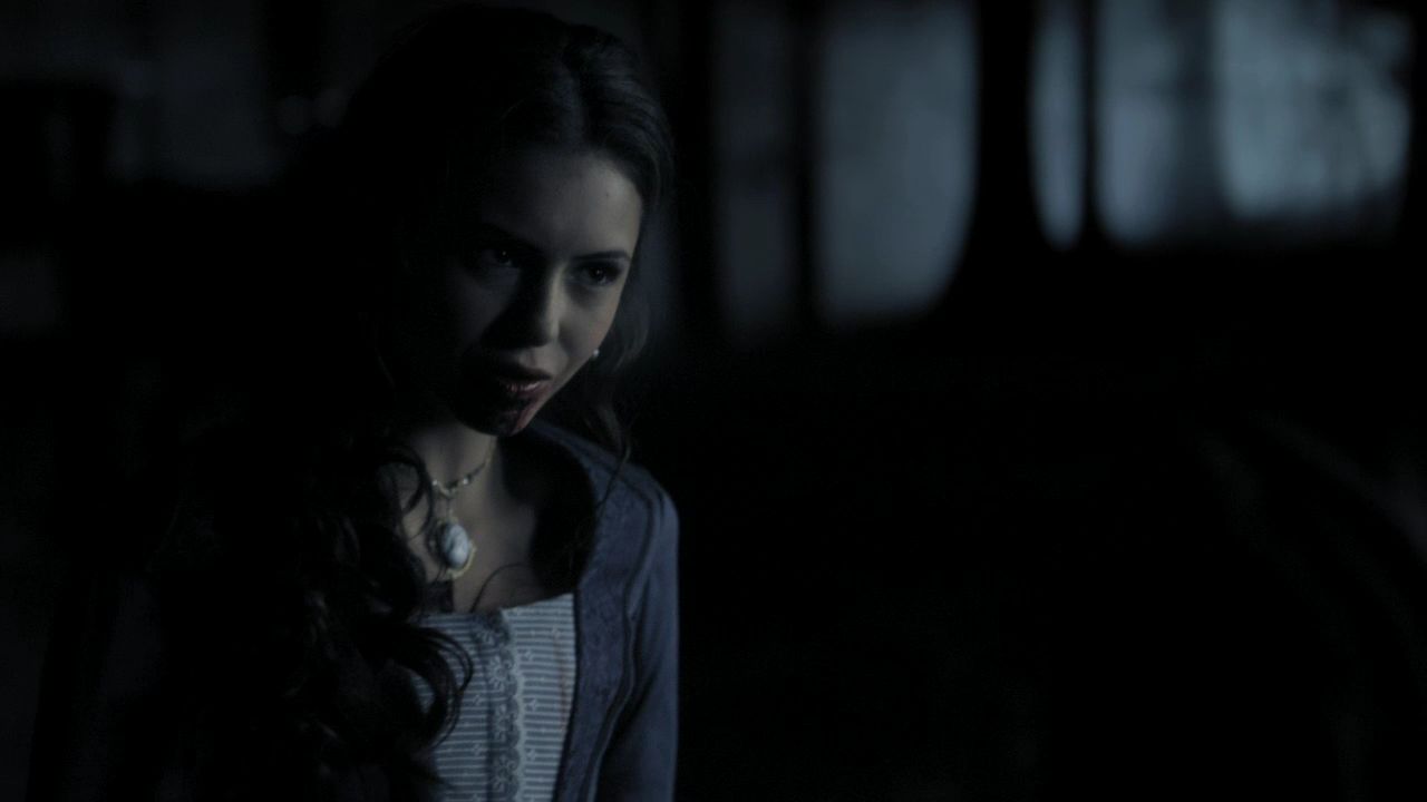 113VampireDiaries0034.jpg