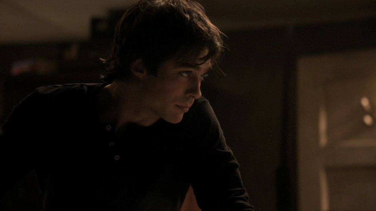 113VampireDiaries0076.jpg