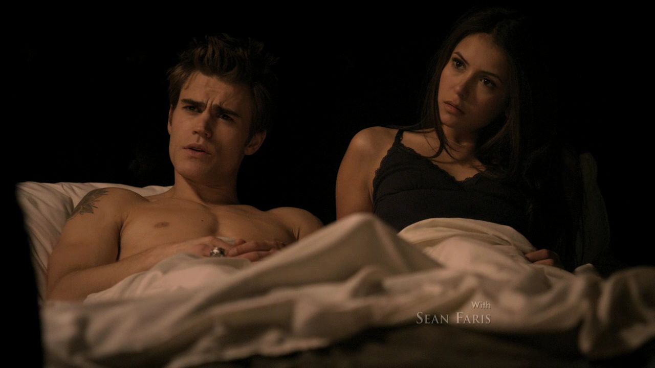 113VampireDiaries0102.jpg