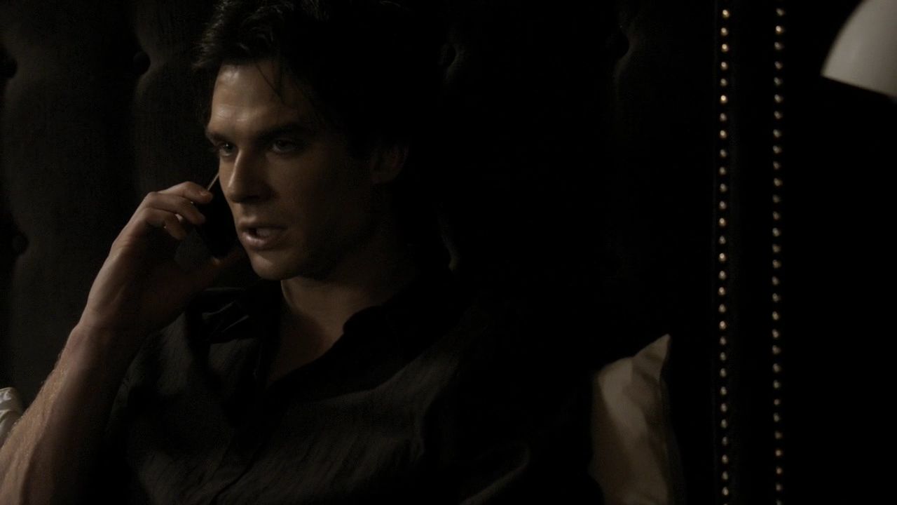 121VampireDiaries0103.jpg