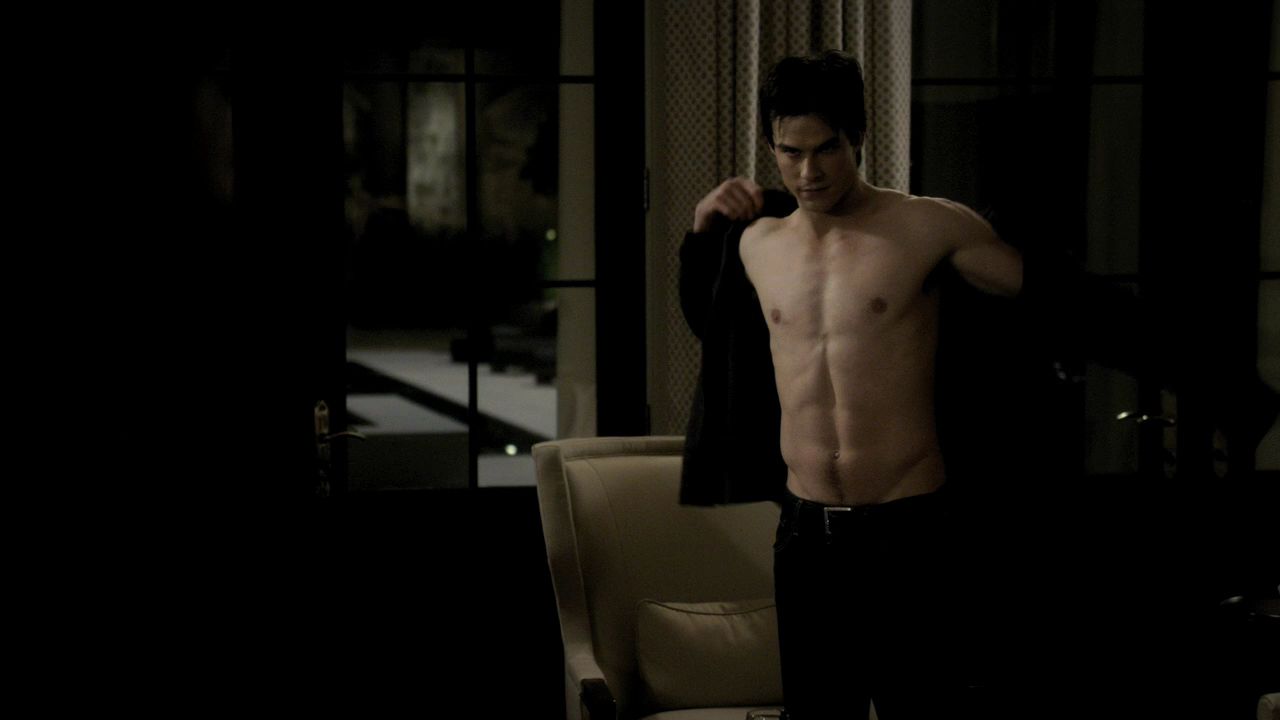 121VampireDiaries0614.jpg