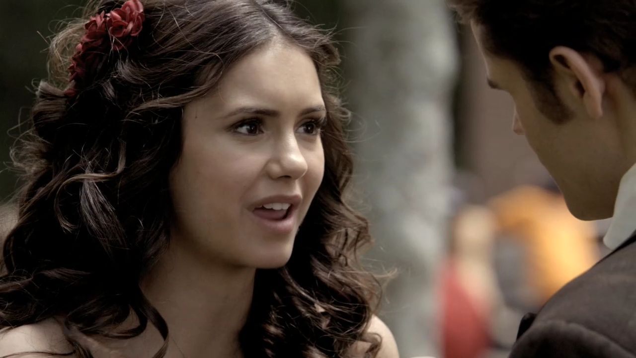 122VampireDiaries0204.jpg