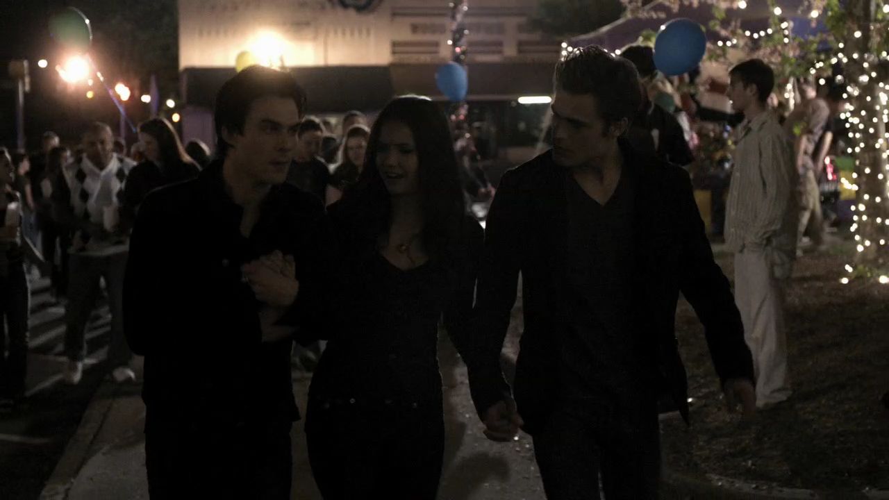 122VampireDiaries0623.jpg