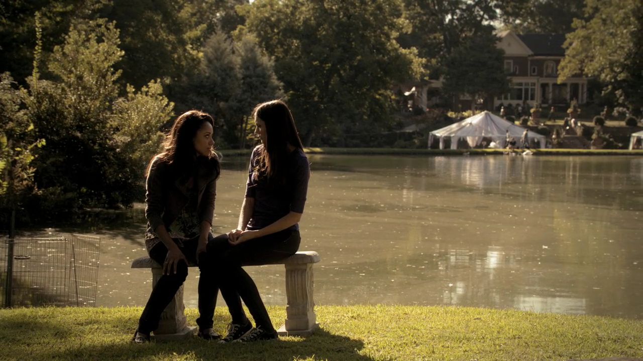 206VampireDiaries0404.jpg