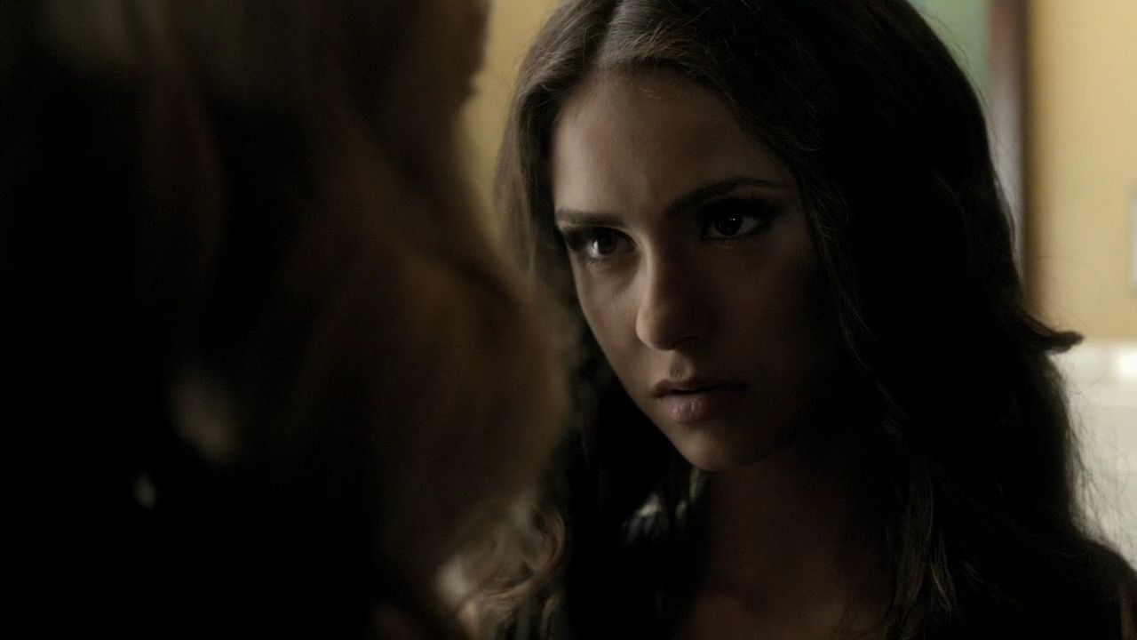 207VampireDiaries0061.jpg