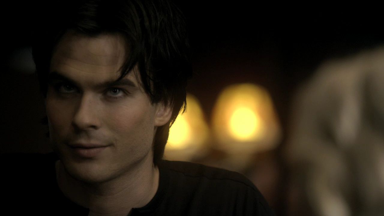 207VampireDiaries0079.jpg