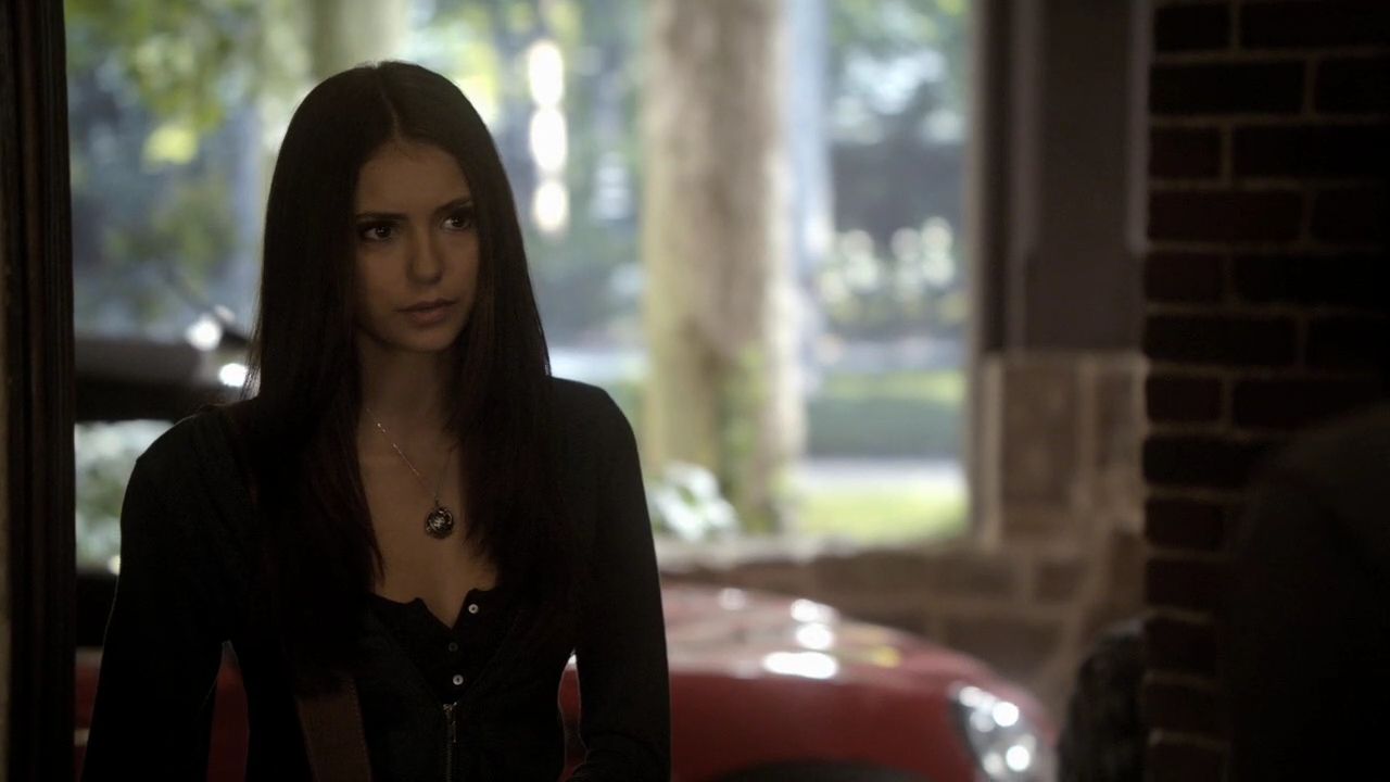 209VampireDiaries0060.jpg