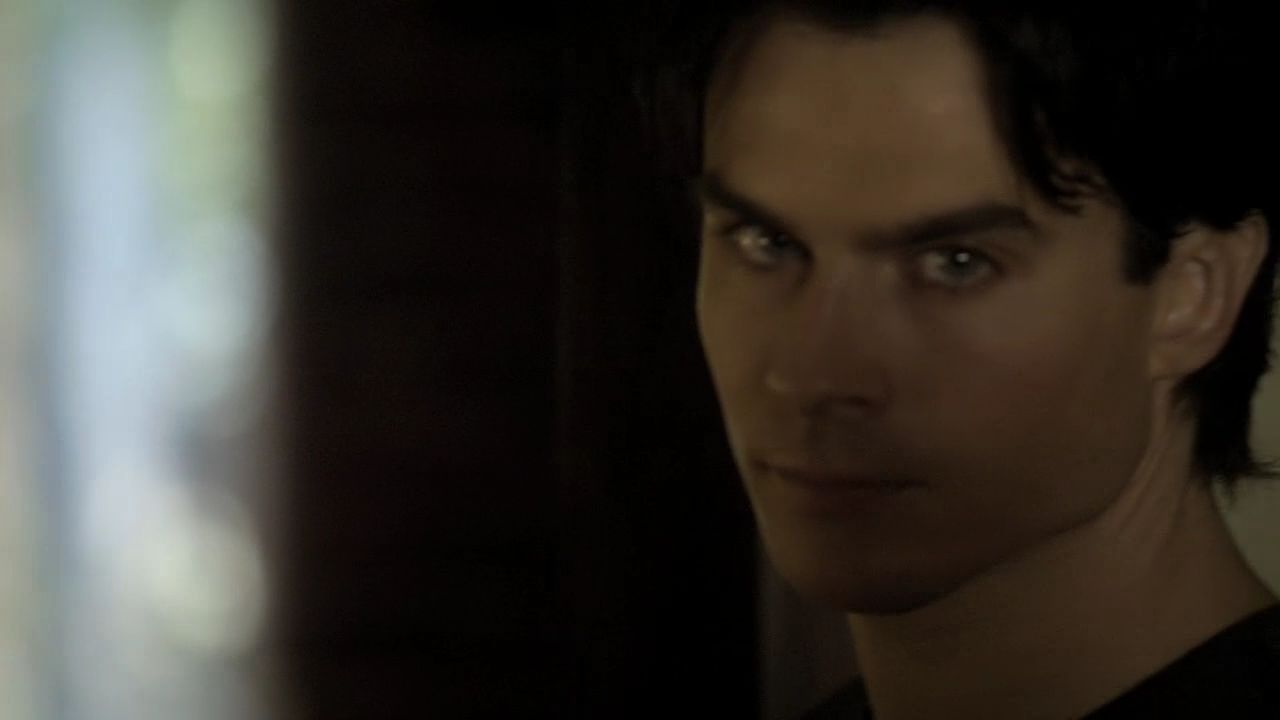 209VampireDiaries0068.jpg