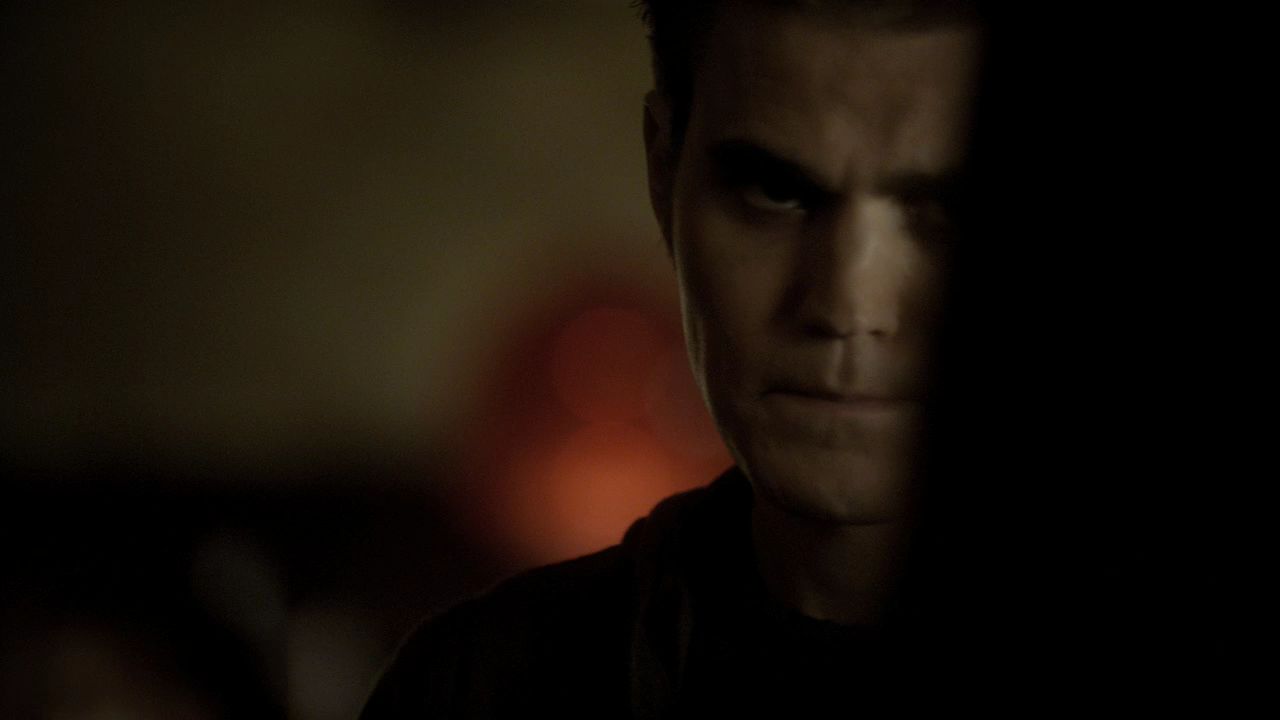 209VampireDiaries0081.jpg