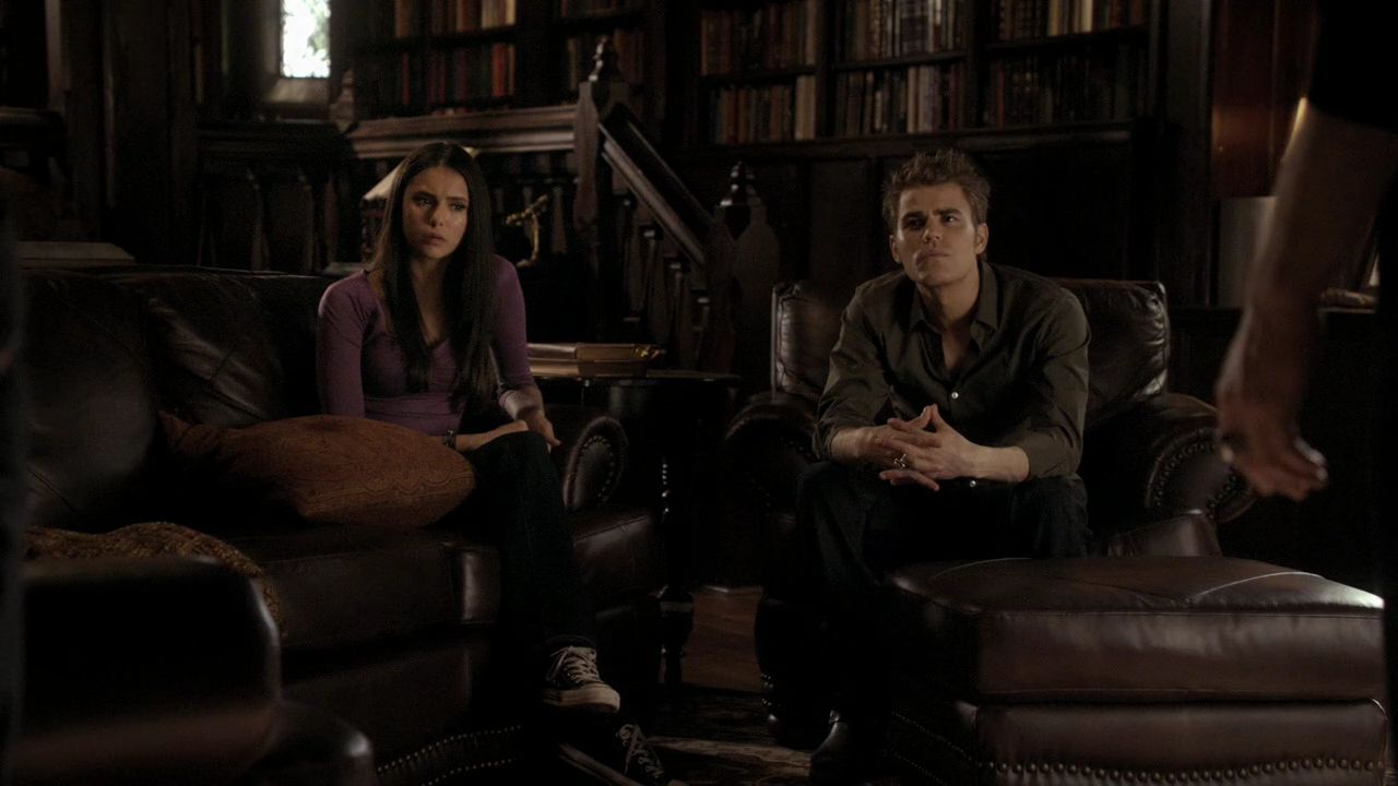 220VampireDiaries0048.jpg